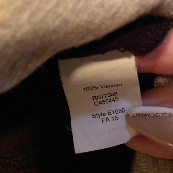 MADEWELL Anthem Color Block Long Sleeve V Neck Tee - Picture 5 of 5